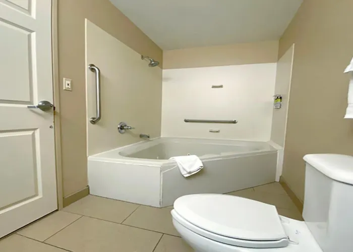 Hotel Express West By Ihg