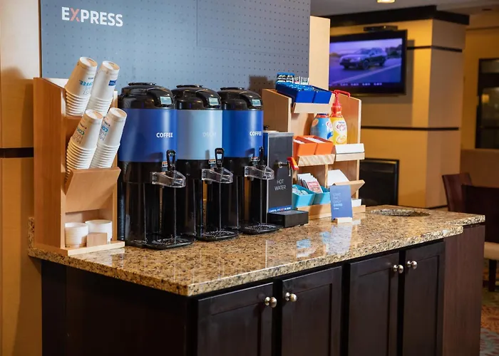 Hotel Express West By Ihg