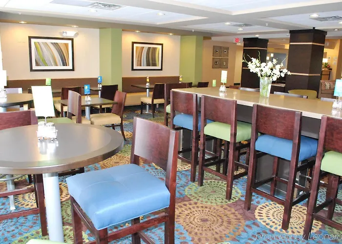 Express West By Ihg
